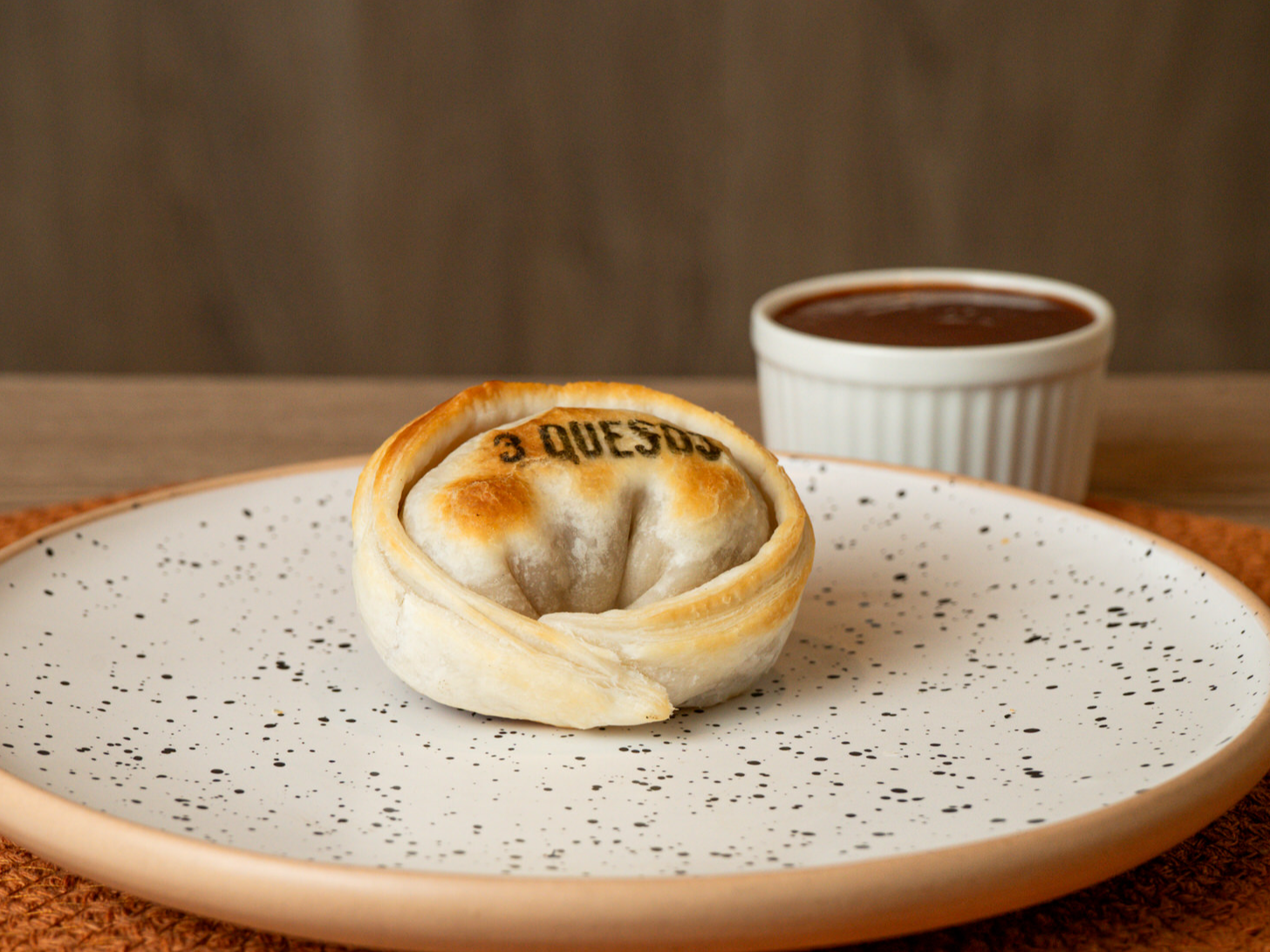 Tres quesos y verdeo