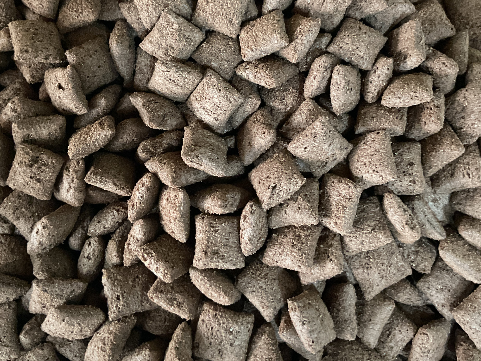 Almohaditas de chocolate con chocolate blanco