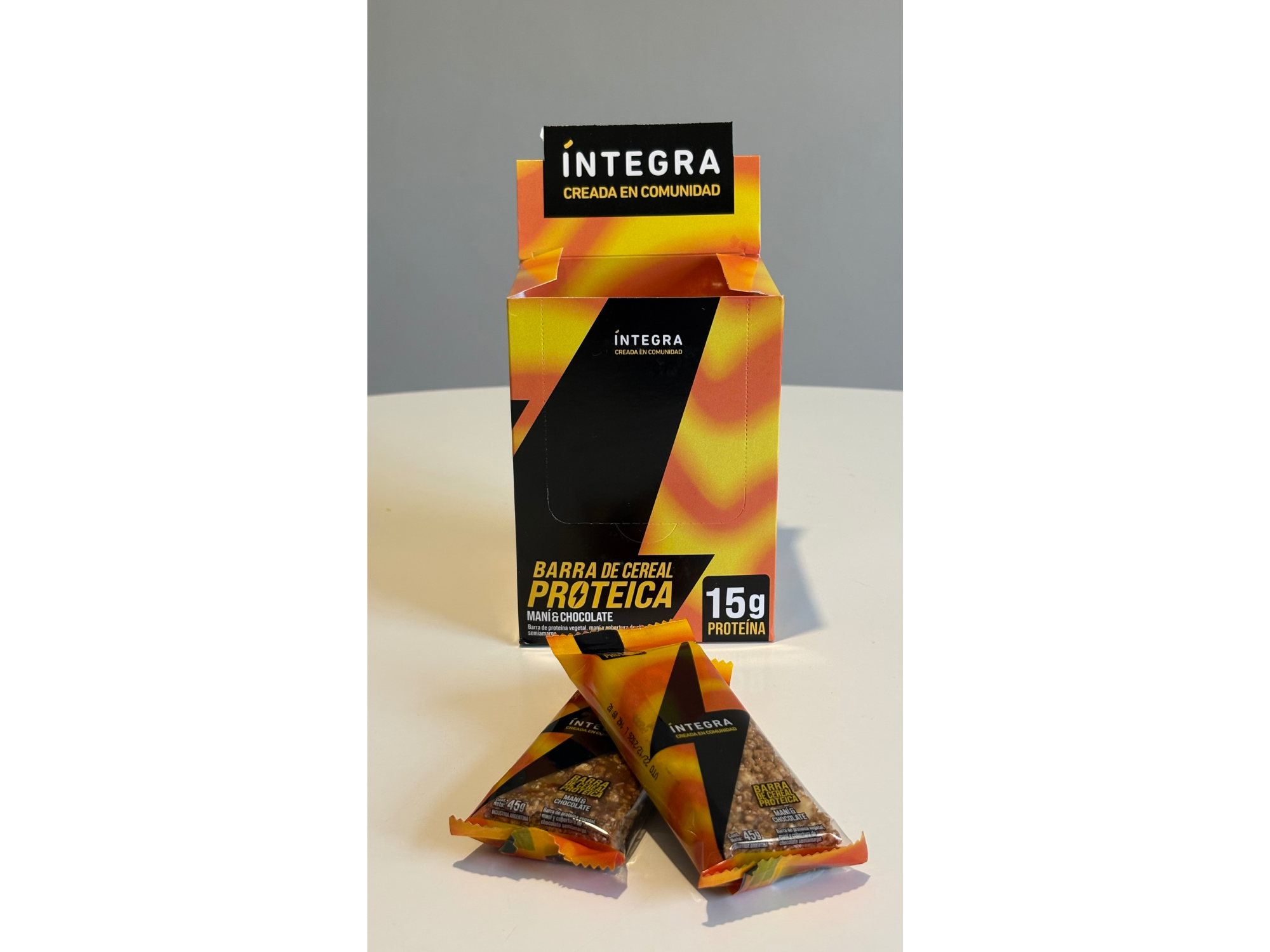 INTEGRA, barrita proteica sabor maní y chocolate