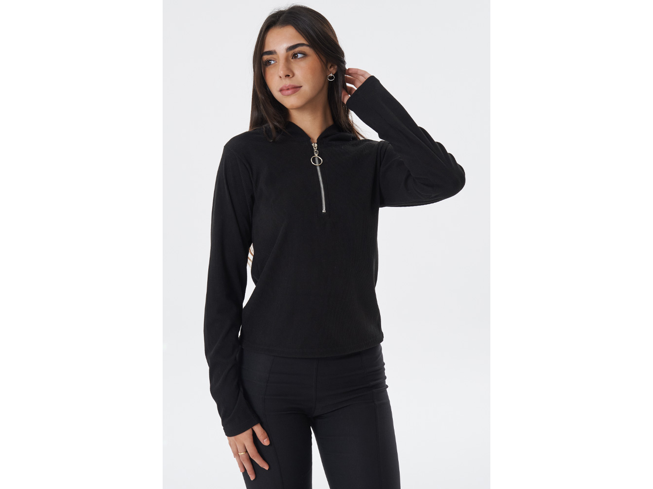 Remera Capucha