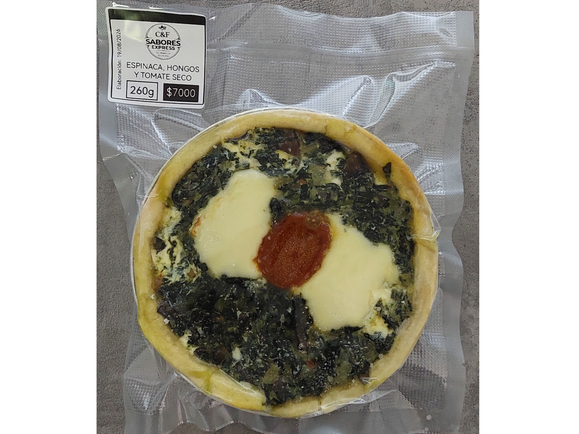 Tarta de espinaca, hongos y tomate seco