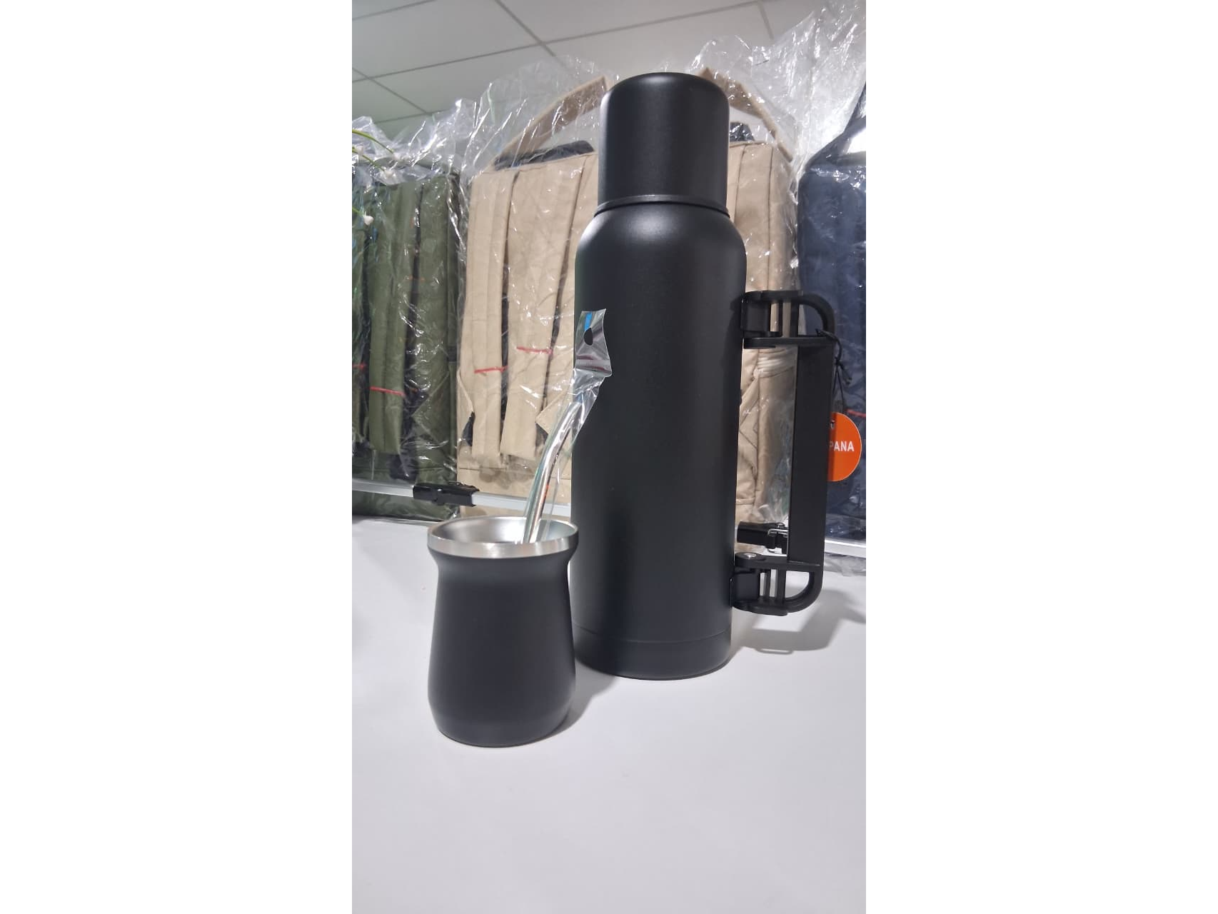 COMBO  TERMO 1L + MATE 180ML + BOMBILLA