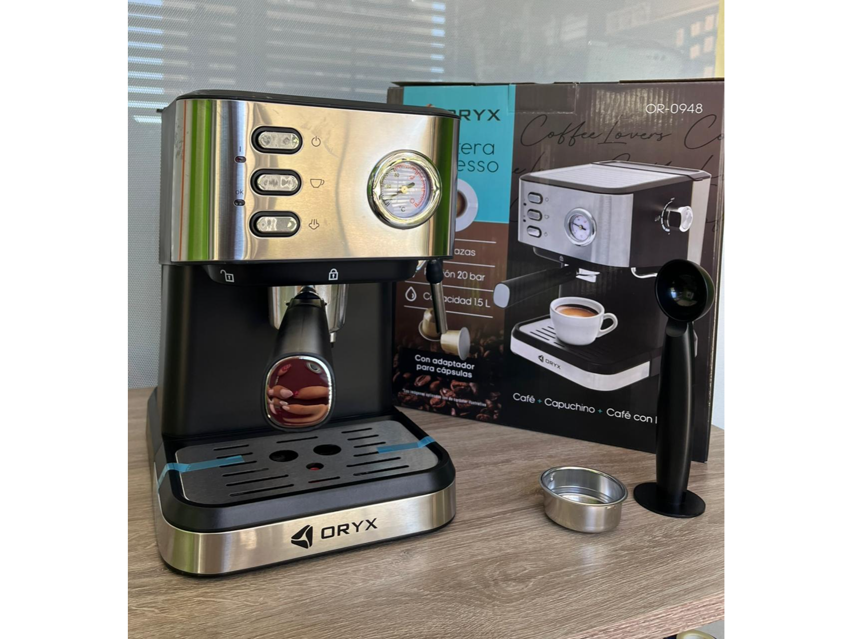 MAQUINA DE CAFE ESPRESSO OR-0948