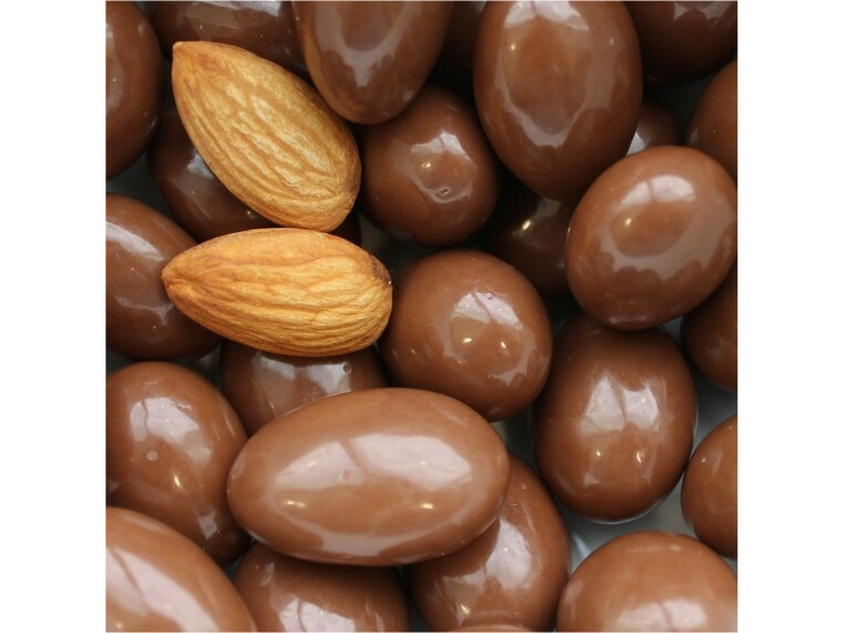 Almendras cubiertas con chocolate