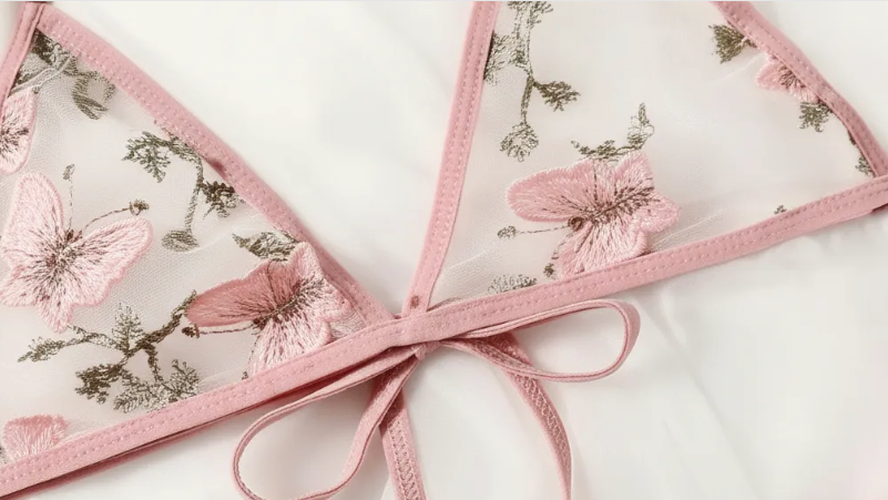 | CONJUNTOS BOMBIS Y CORPIÑOS |