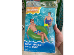 Salvavidas gigante neón