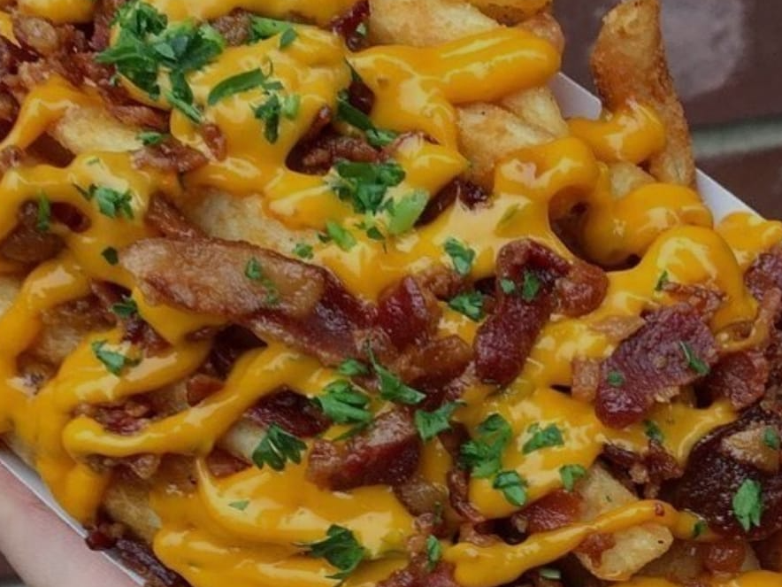 PAPAS CON CHEDDAR (porción GRANDE)