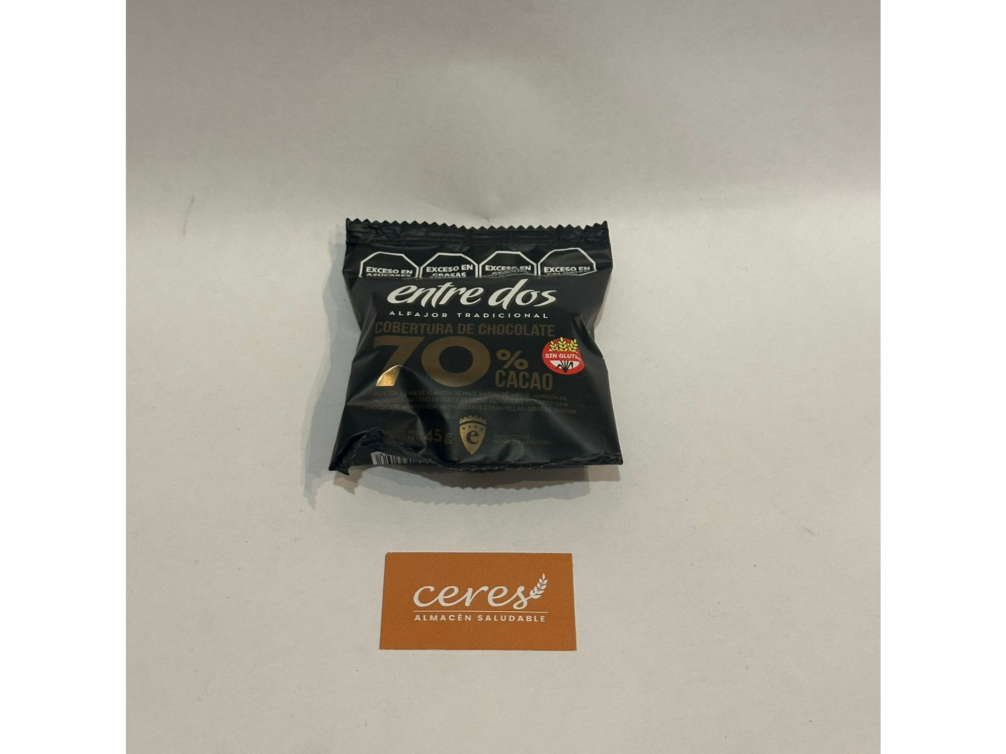 Alfajor de dulce de leche con cacao al 70%