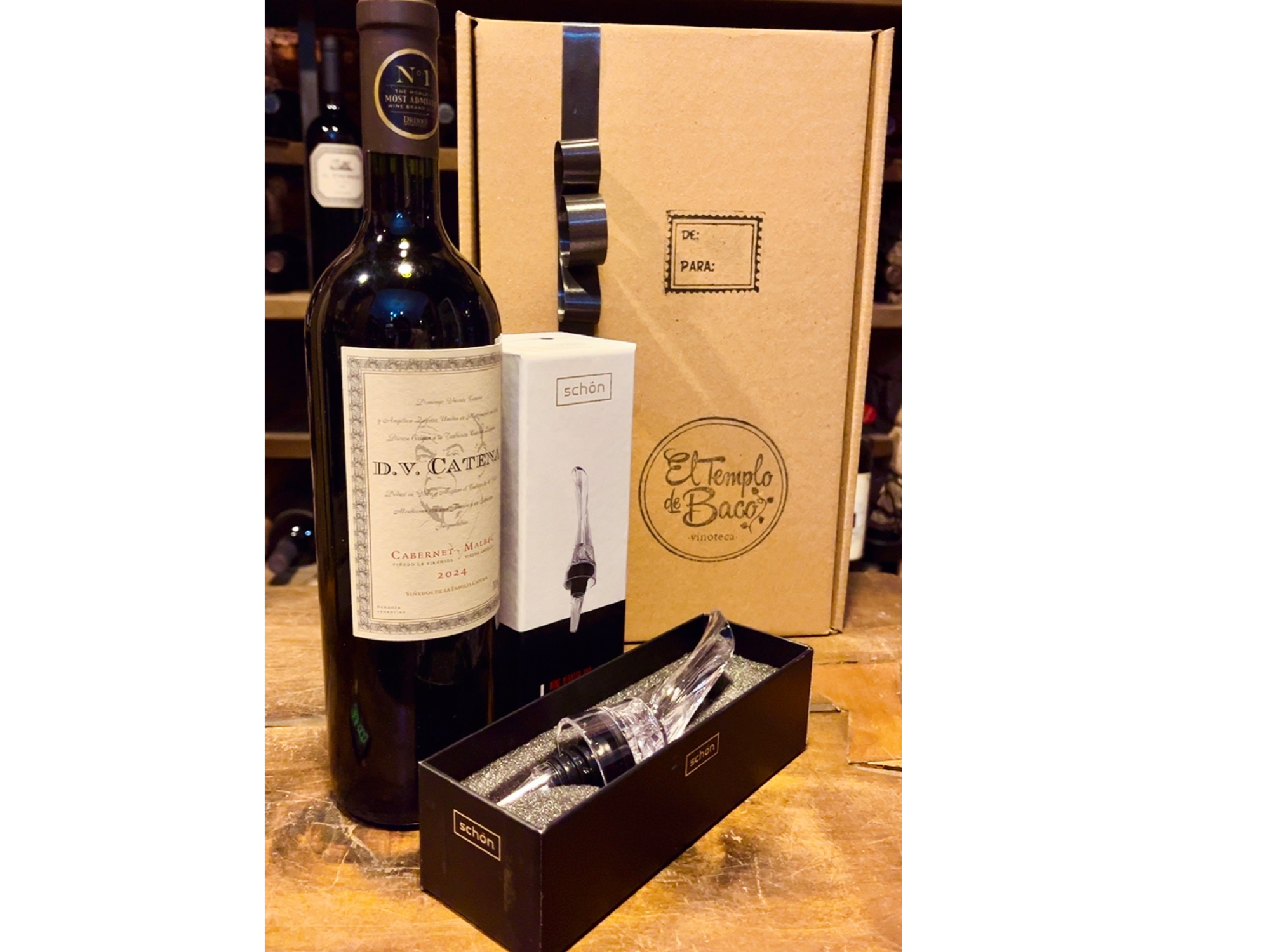 Vino Dv Catena Cabernet Malbec + Oxigenador de vinos pico vertedor marca Schon