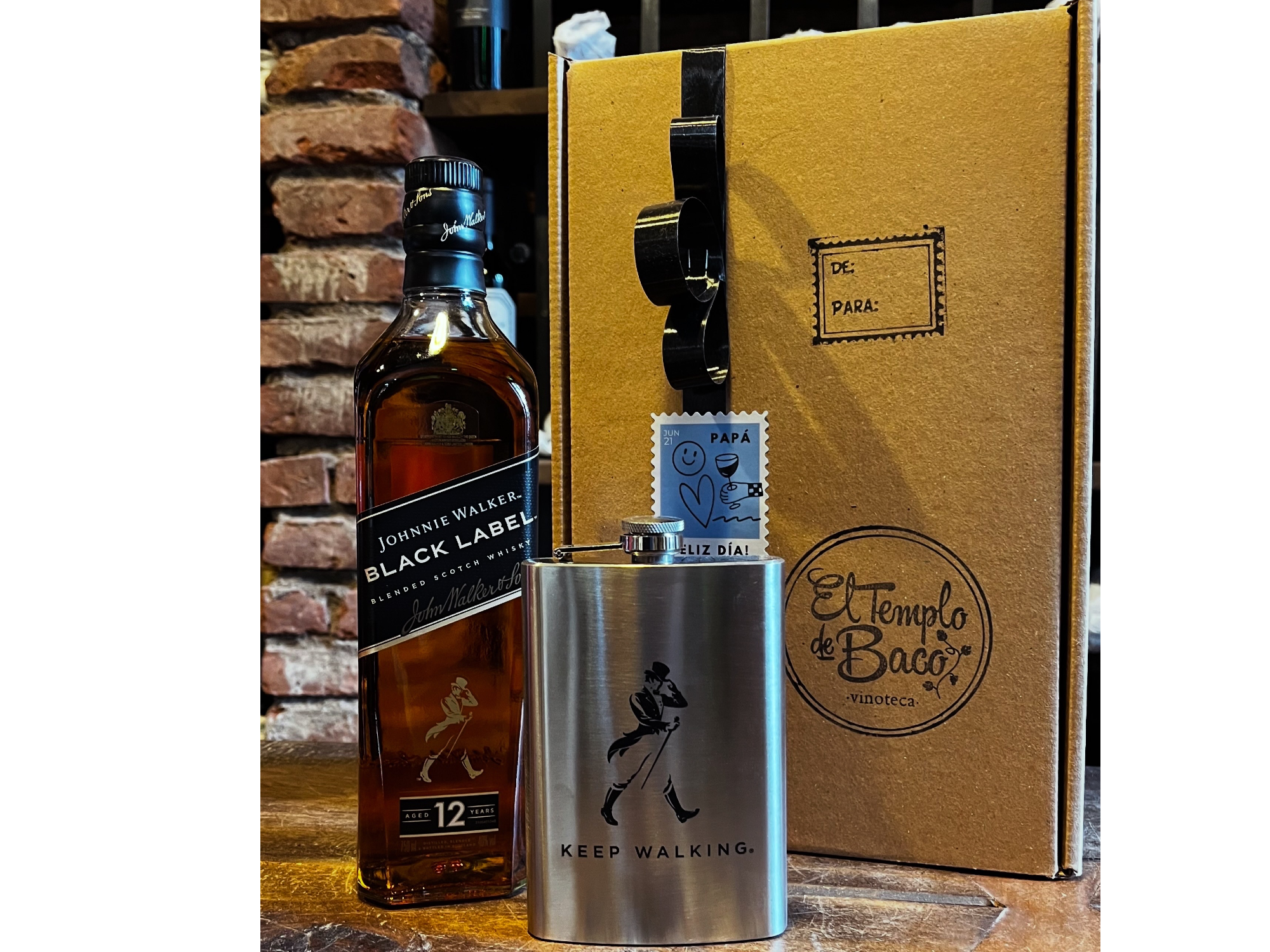 Johnnie Walker Black Label + petaca Johnnie
