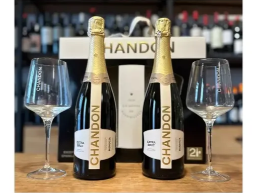 Estuche Chandon 2 botellas y 2 copas