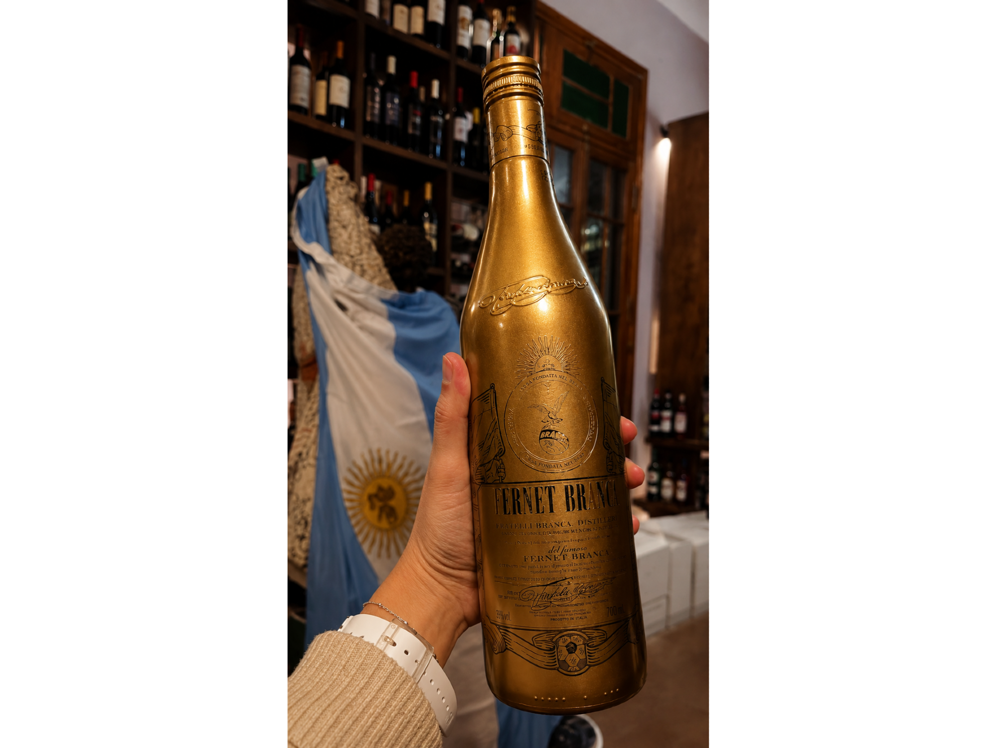 Fernet Branca edición especial dorado