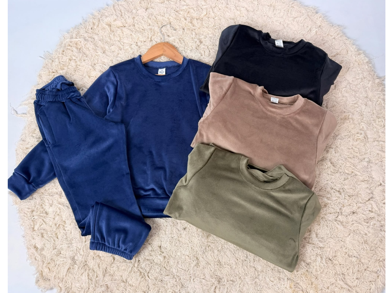 Conjunto buzo + babuchas de plush