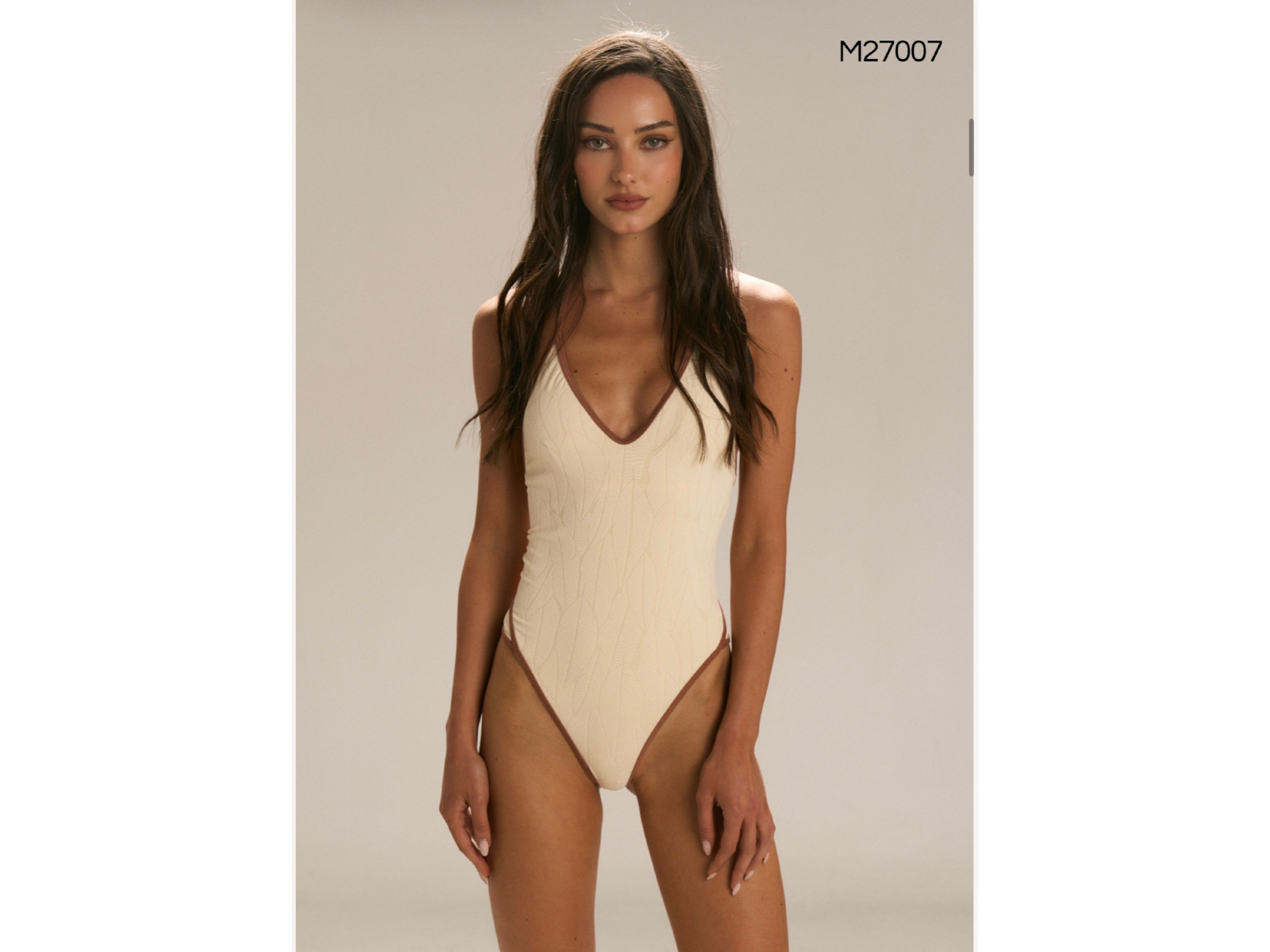Art. 27007 Andressa