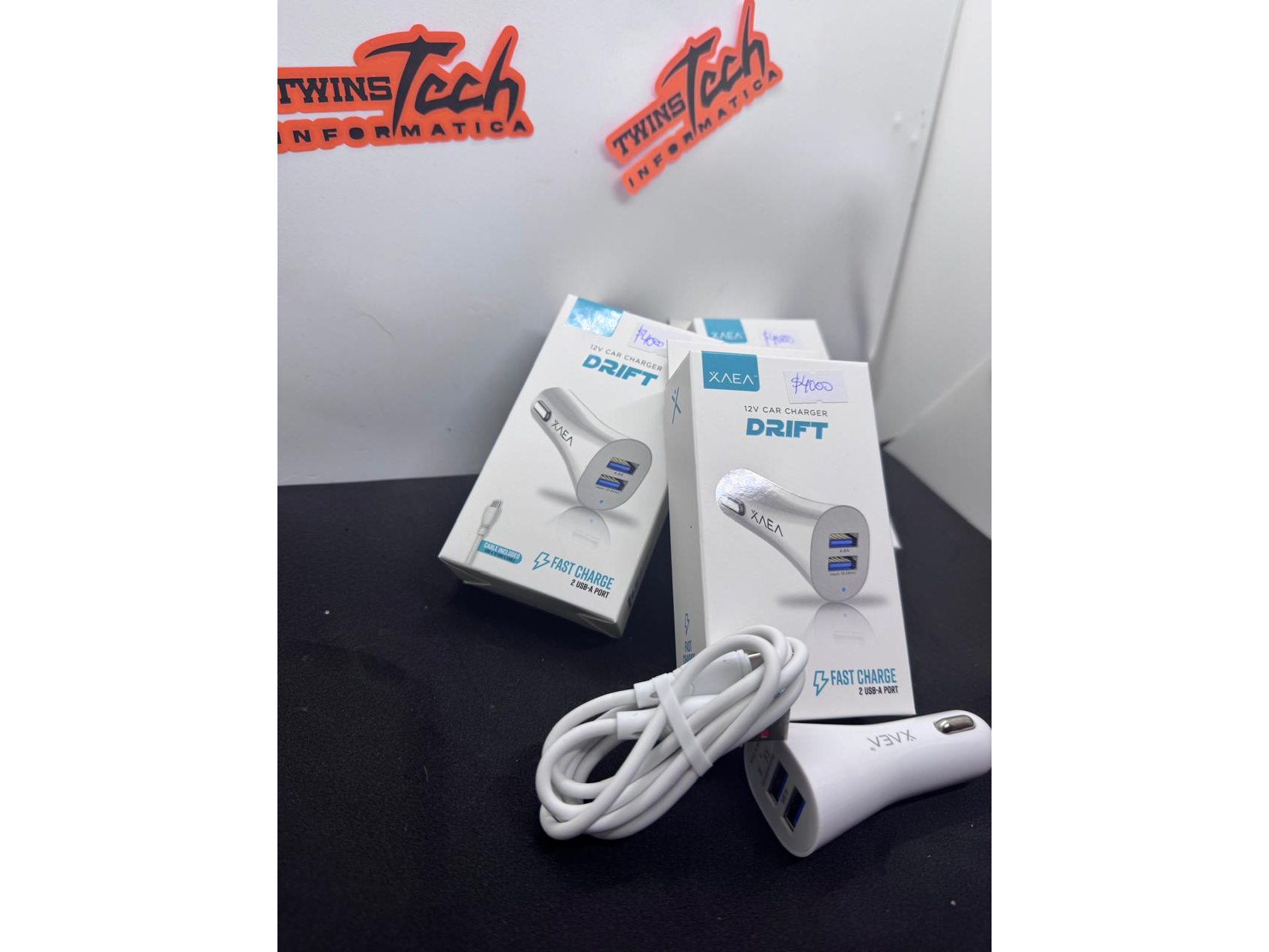 Cargador de Auto 12V