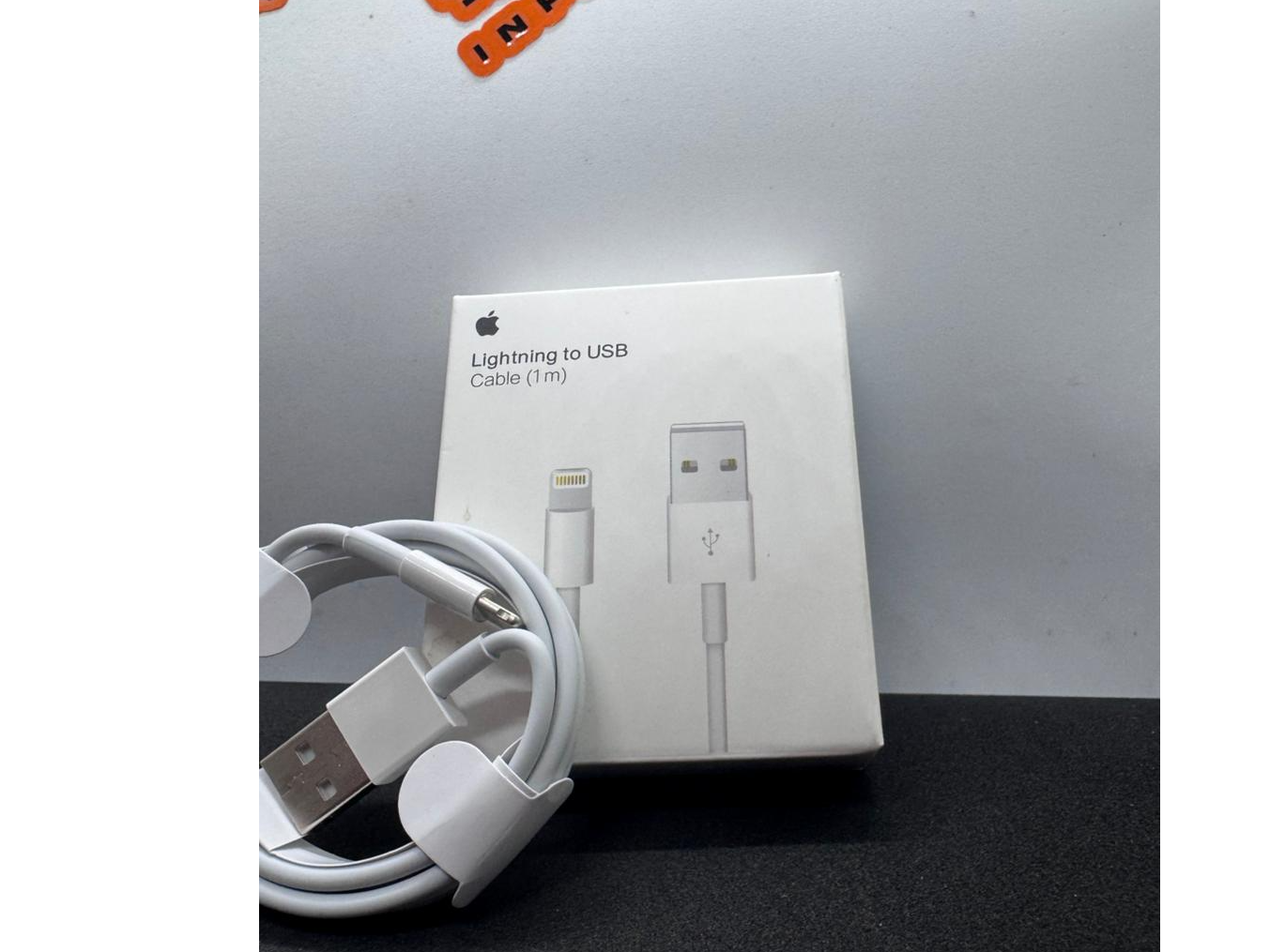 Cable Apple caja