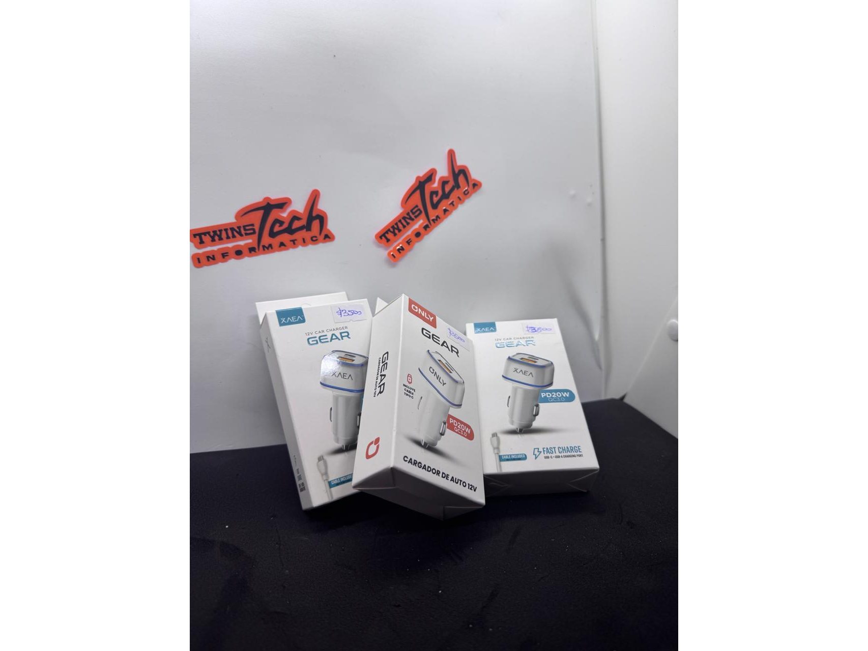 Cargador de Auto 12V