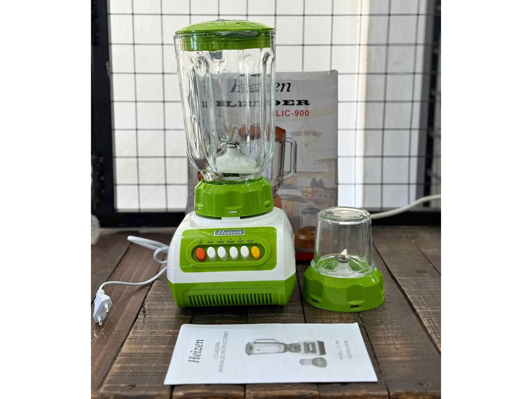 🥤 *Licuadora de vidrio - 1.5 Litros con Molinillo*