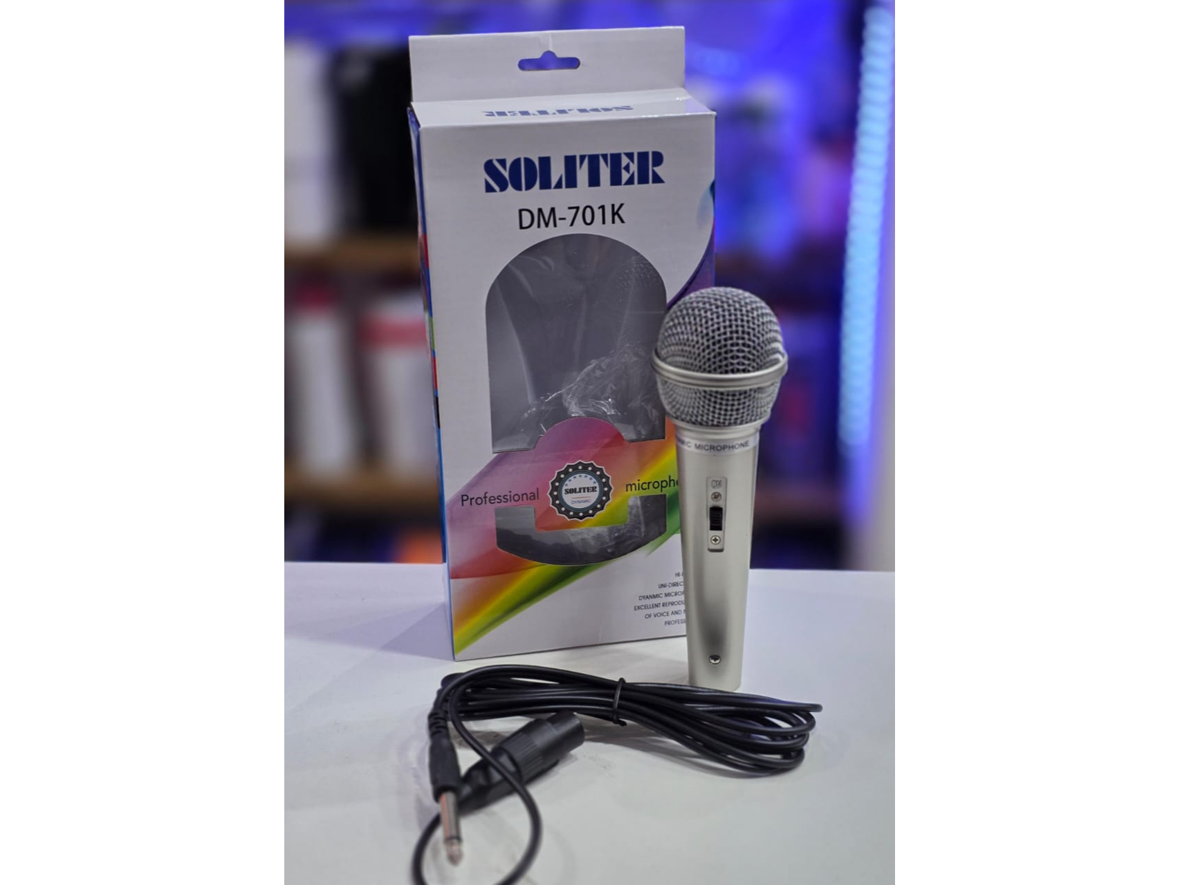 🎤 Micrófono dinamico cromado