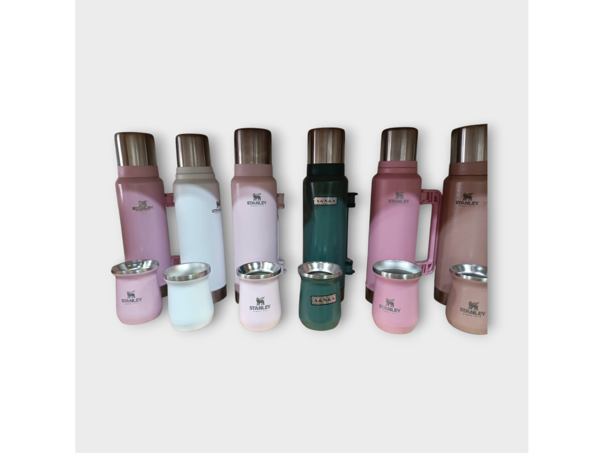 TERMO Y MATE COLORES PASTEL. 1.2LTS - MATE 260ML GRANDE