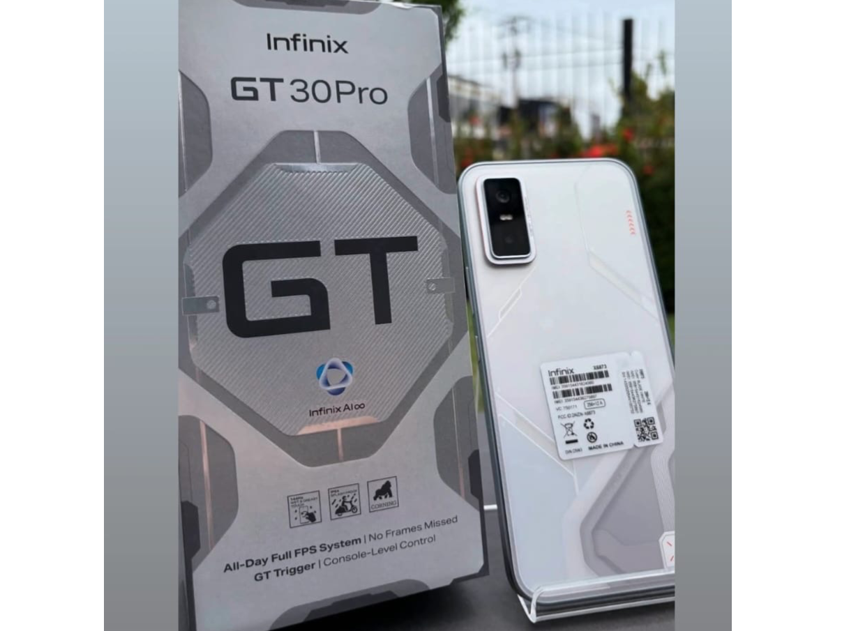 INFINIX GT30 PRO 256/24GB C/CARGADOR