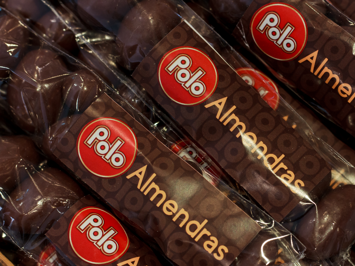 Almendras bañadas en chocolate