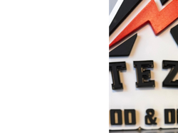 Milanesa de pollo con Cheddar y Panceta