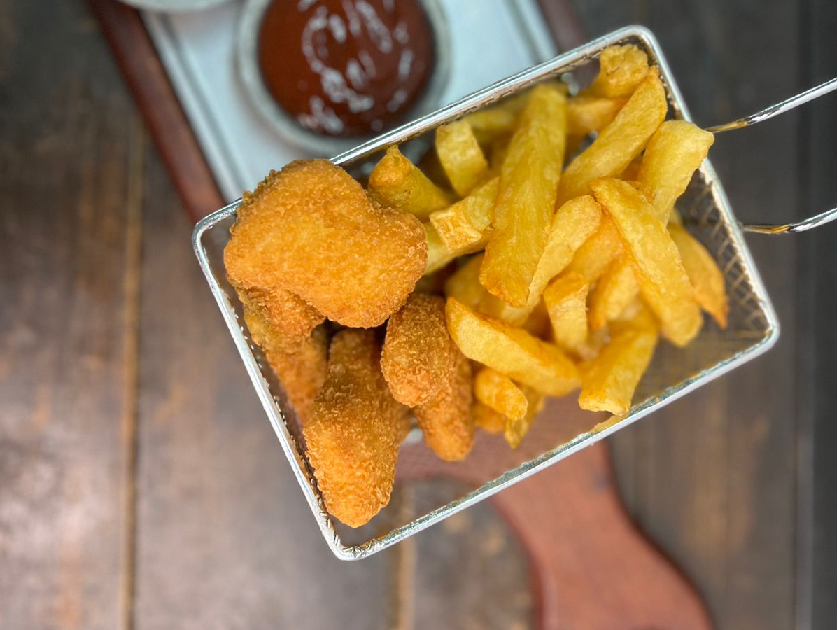 Nuggets con fritas