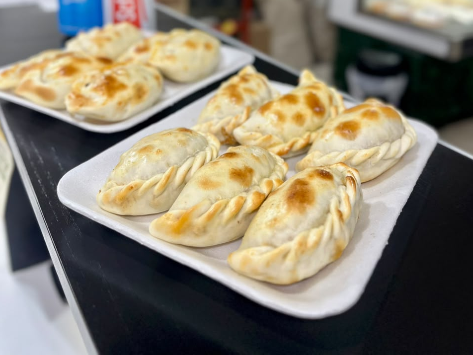 6 empanadas carne o pollo