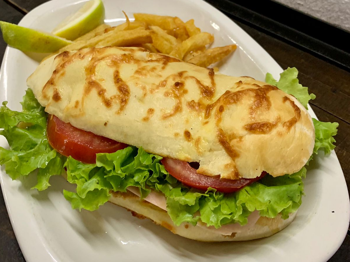 2 SANDWICH MILA + PAPAS