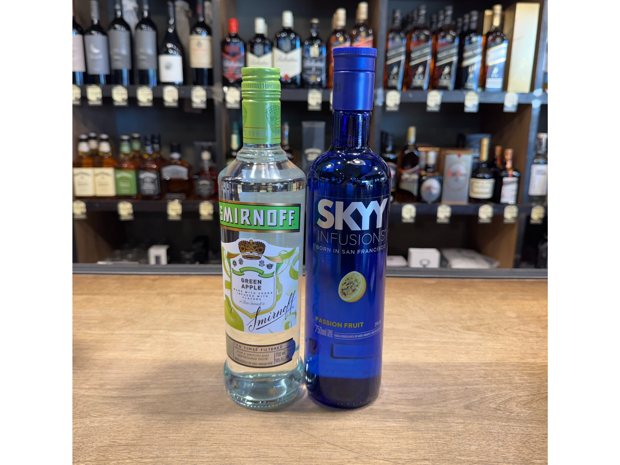 2 Vodka Smirnoff/Skyy sabores