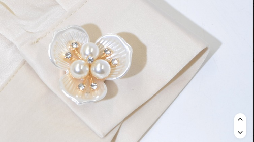 Broches