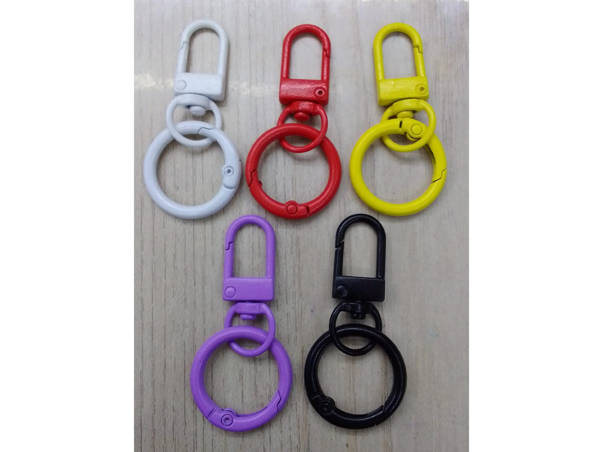 Mosqueton con argolla colores 1.5cm