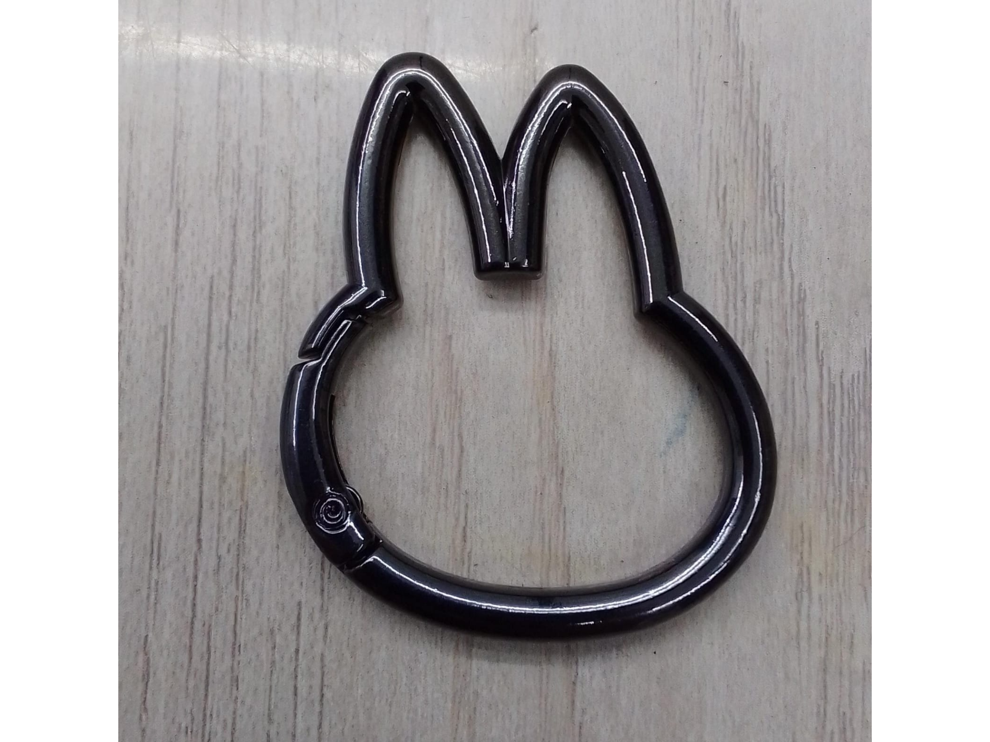 #20 Mosqueton conejo ahumado 3cm