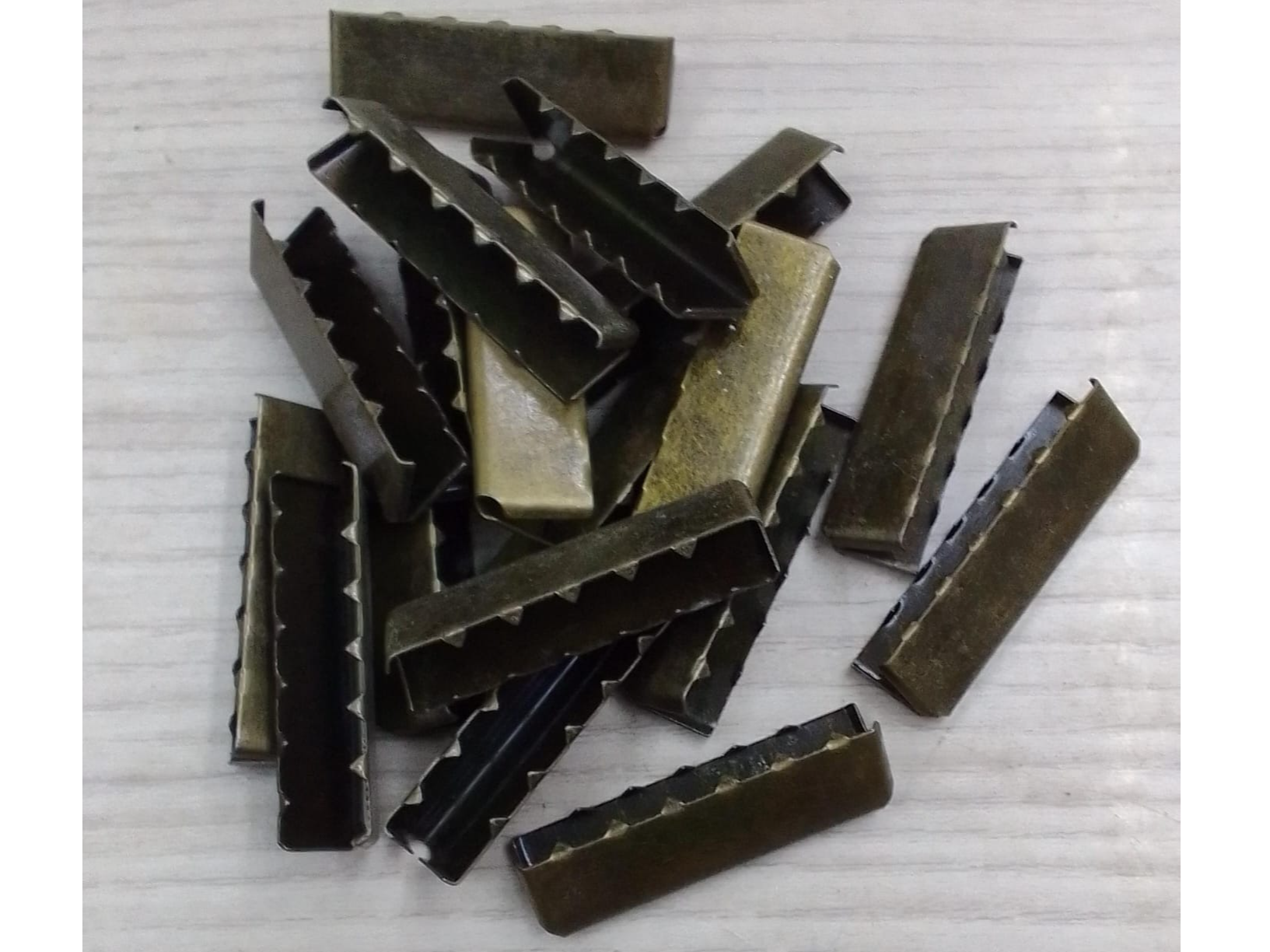 puntera niquel para correa 4cm x 100ps