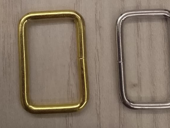 #9 Pasadores delgados de 2.5cm dorado