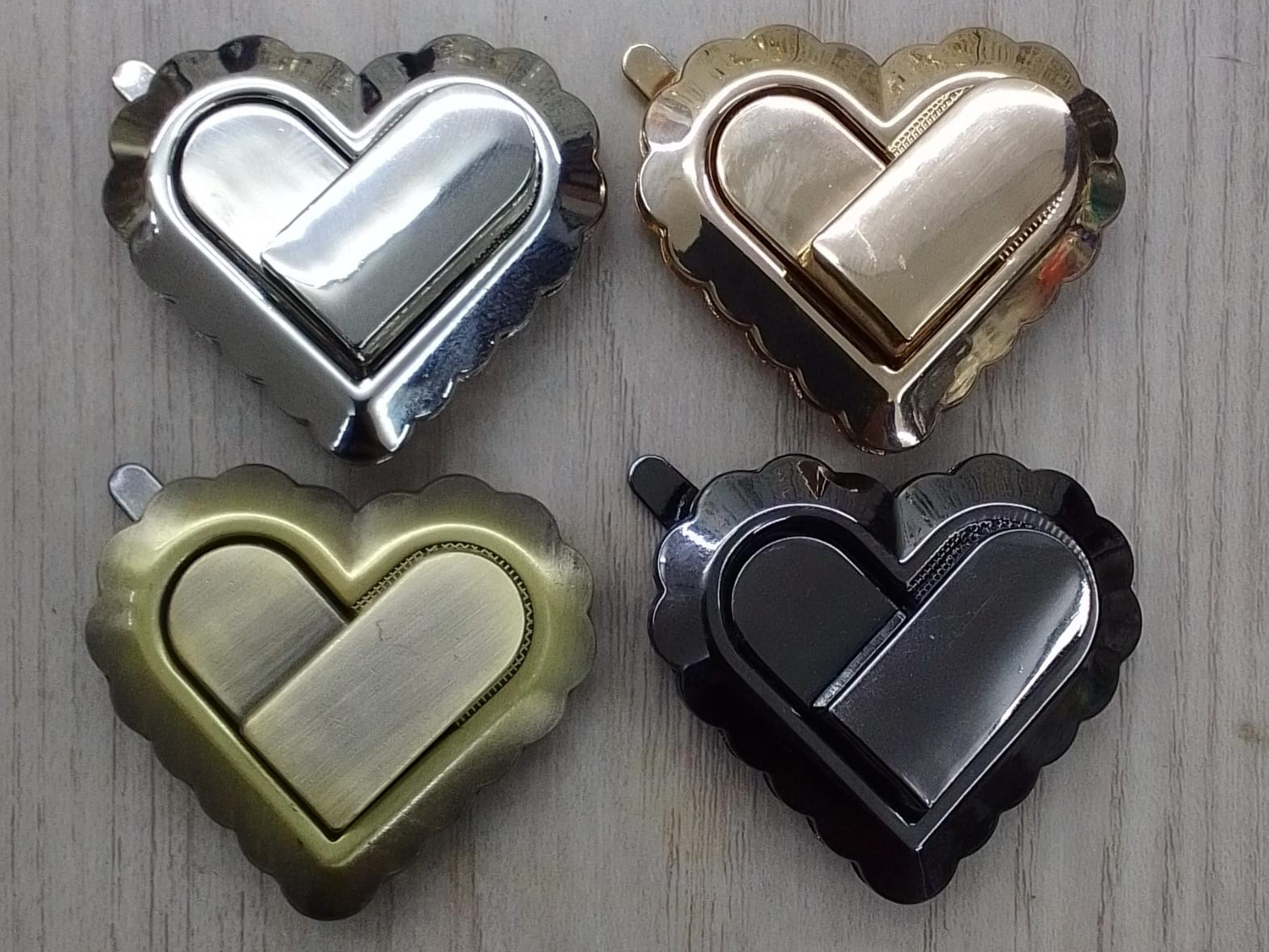 #21 Seguros Para Carteras - 3.3x3.8cm