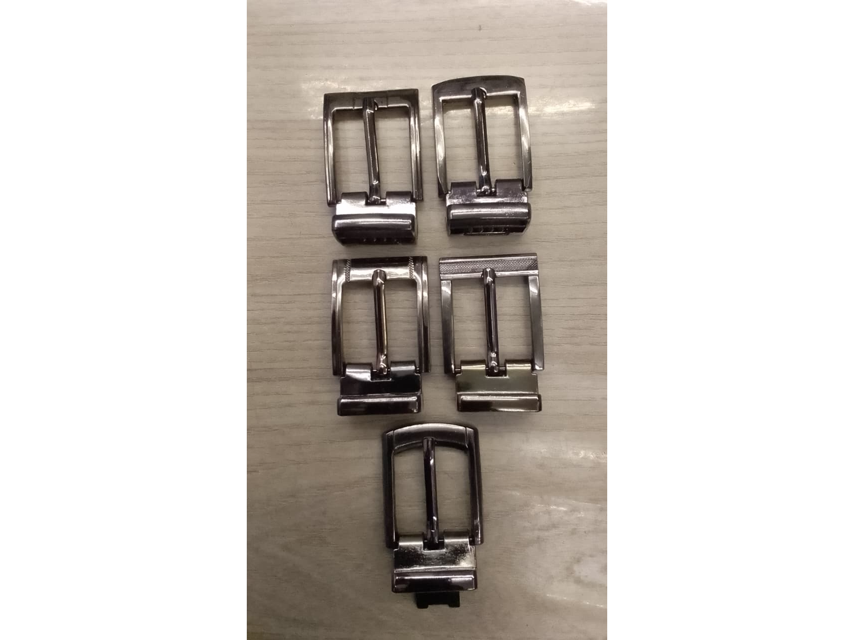 #22 Hebillas con Diente Niquelado 2.5cm