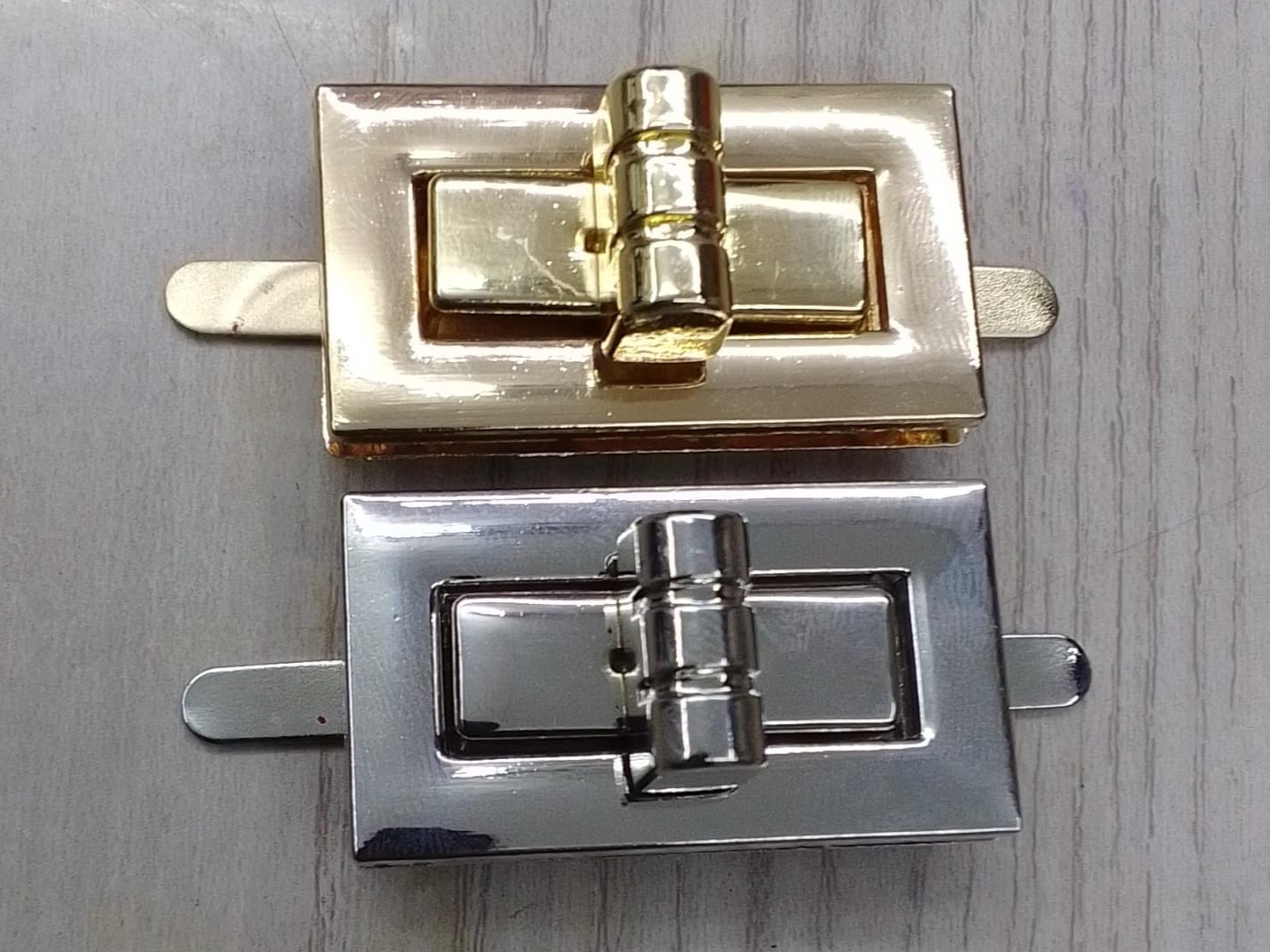 #14 Seguros Para Cartera 4cm x 22cm