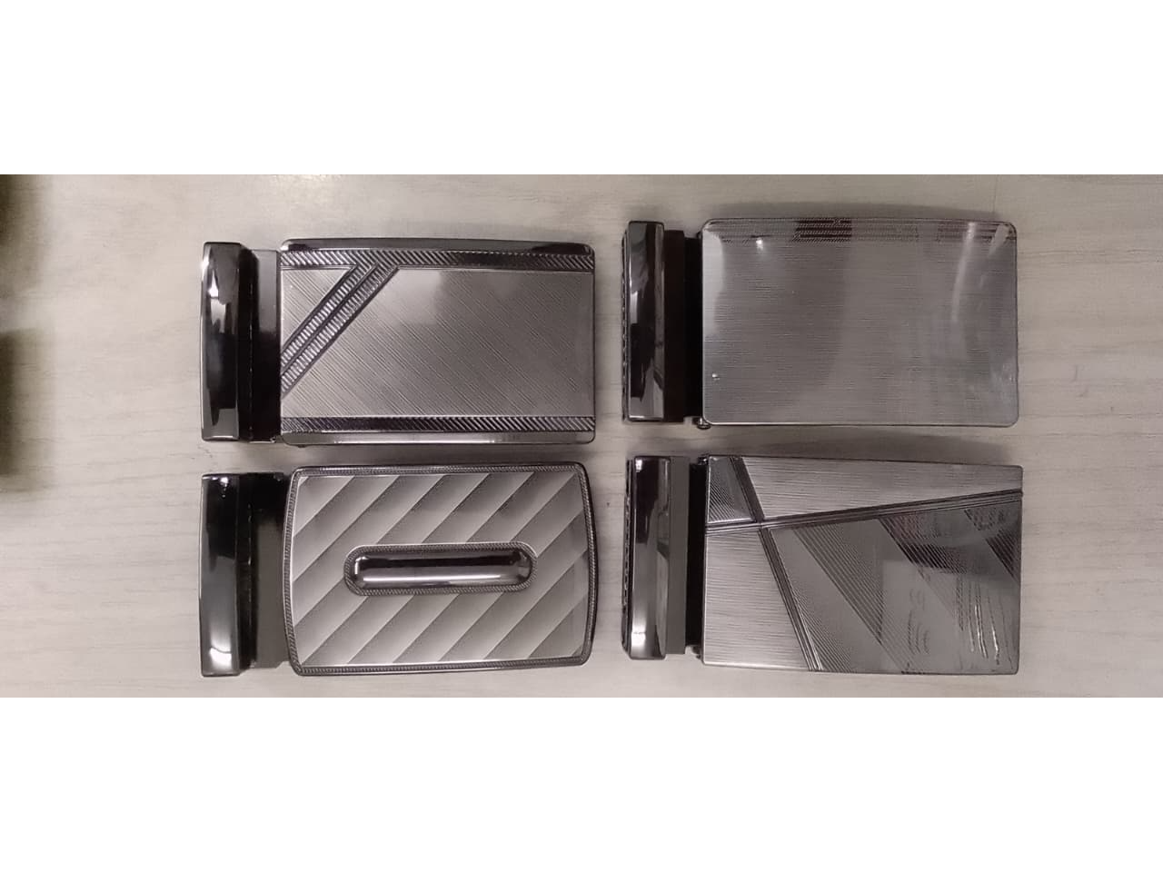 #6 Chapa Plateada Sencilla Lisa 4cm