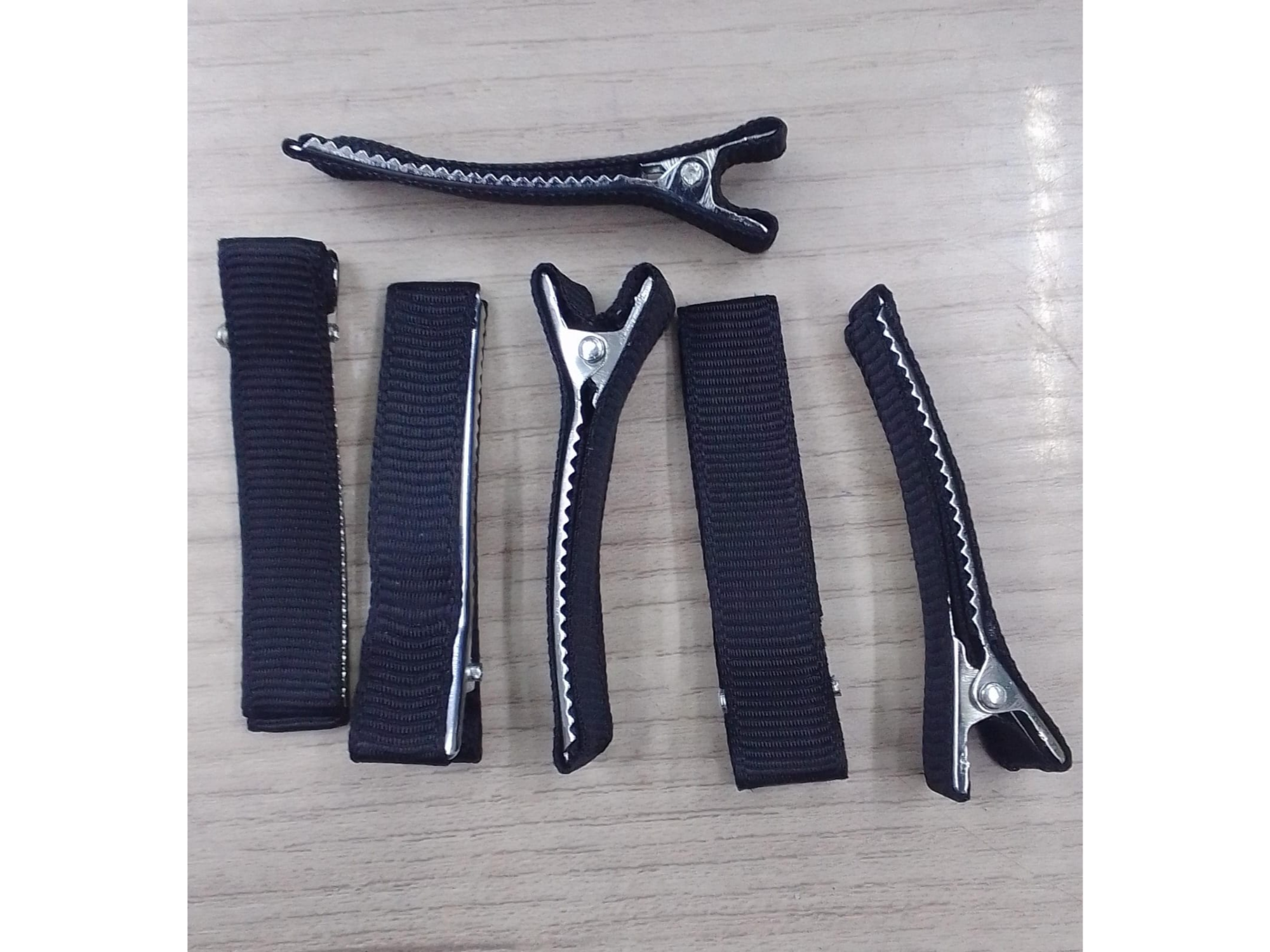 Pico de pato 4.5x0.7cm revestido NEGRO