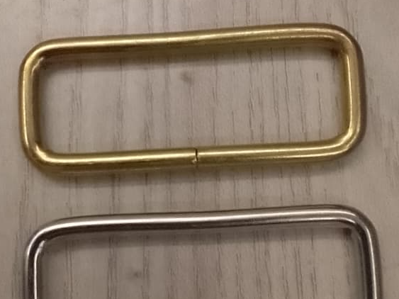 #17 Pasadores 5cm dorado