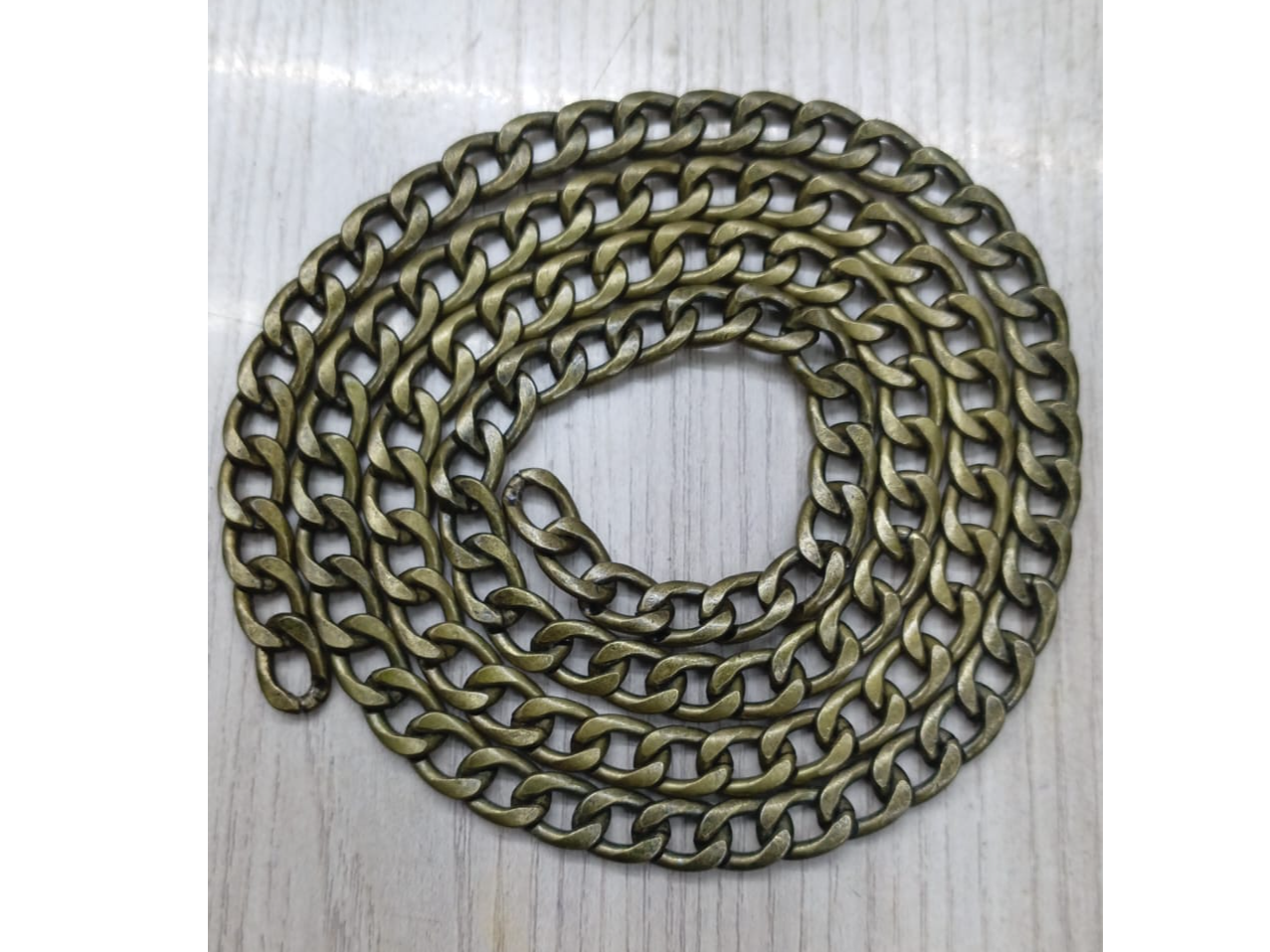 Cadena Metálica #72