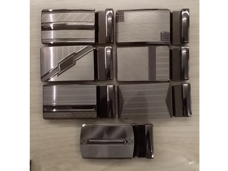 #7 Chapa Plateada Con Diseño 3.5m