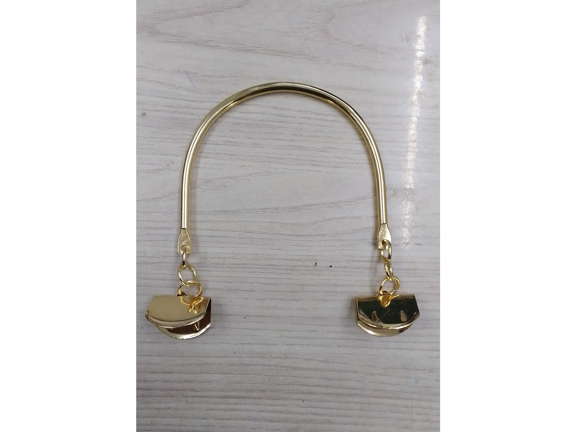 Asas metal dorada medialun 11x9x3cm x unidad