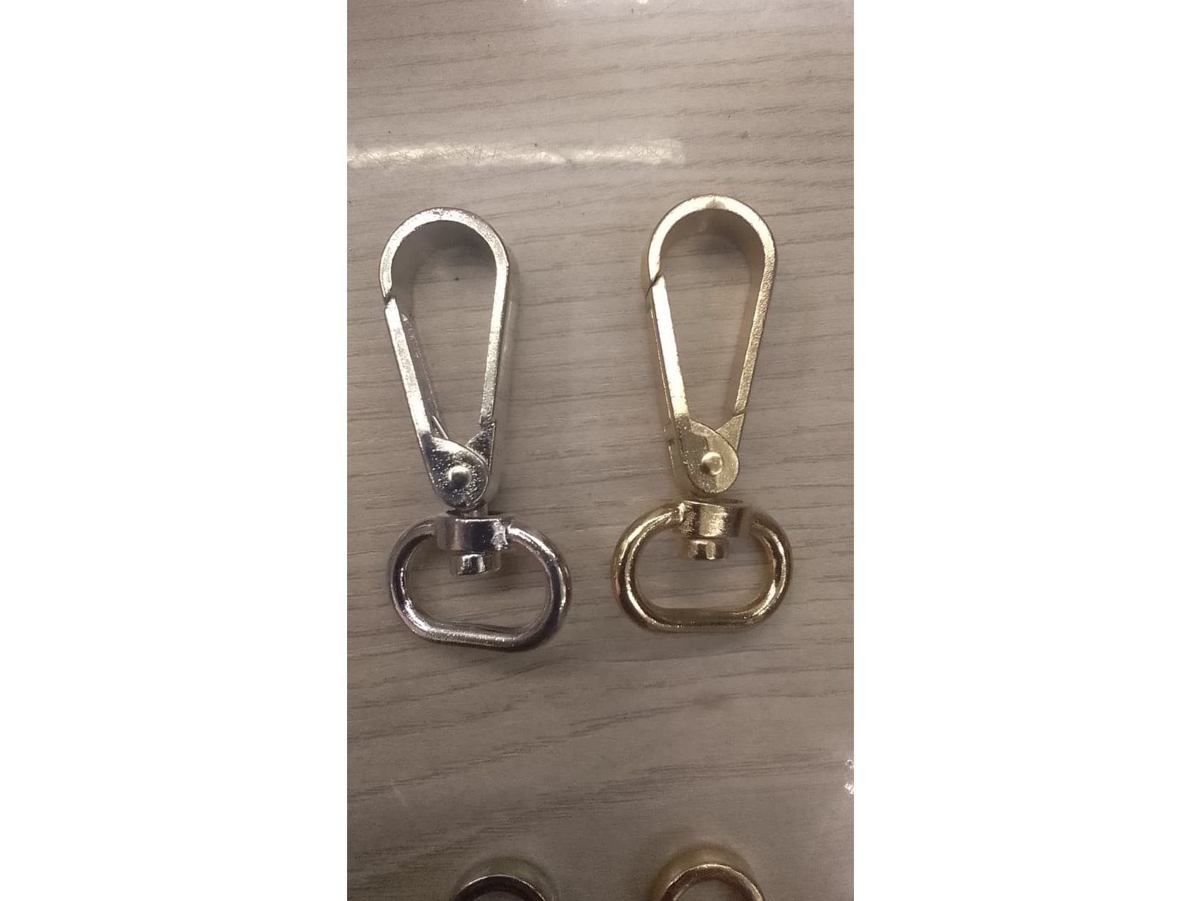 #11 Mosquetones Dorado Níquel 2 cm