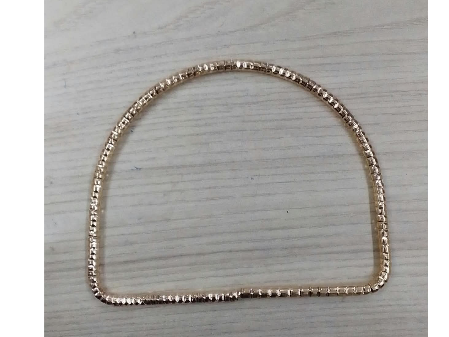 Asas de metal dorado 13x11cm el par