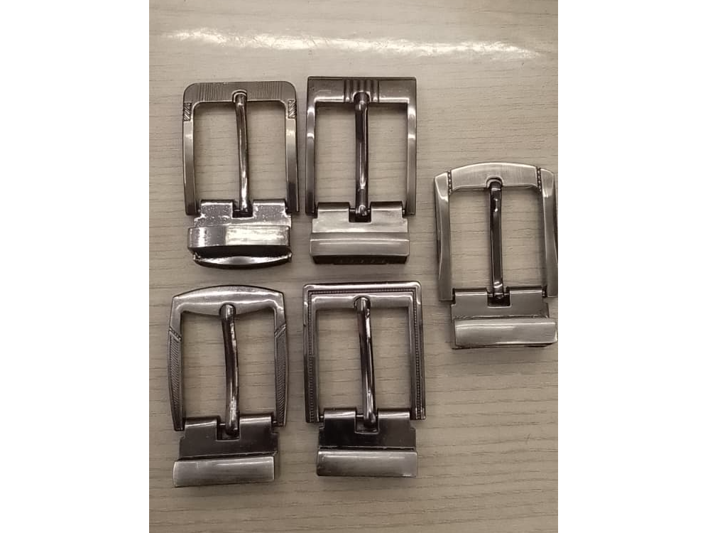 #16 Hebilla Con Diente Níquel 3cm