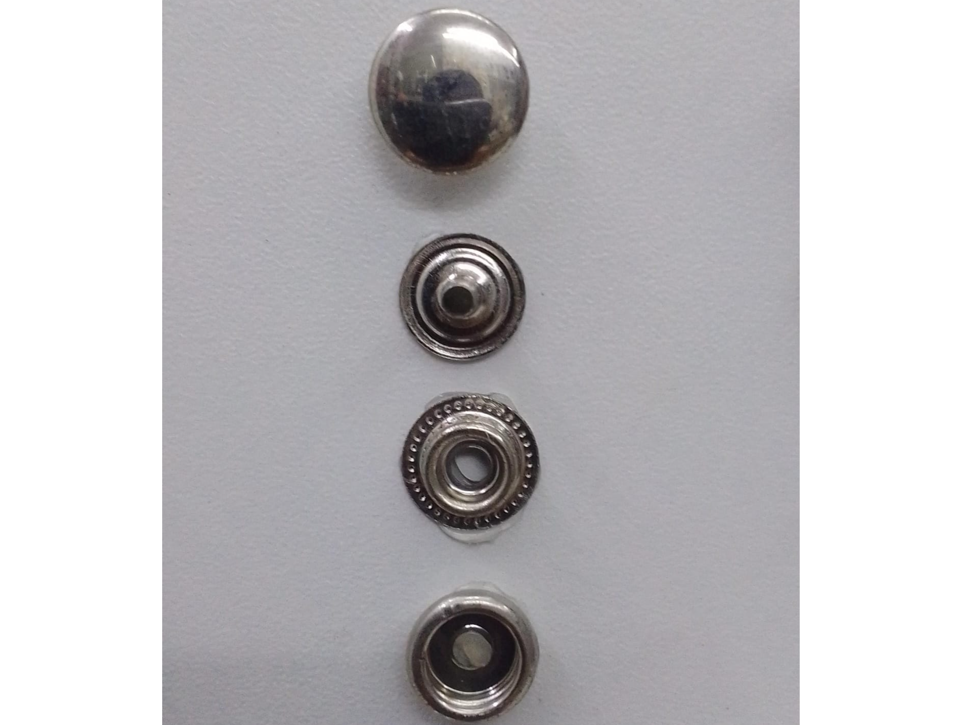 #4 Botón a presión #13