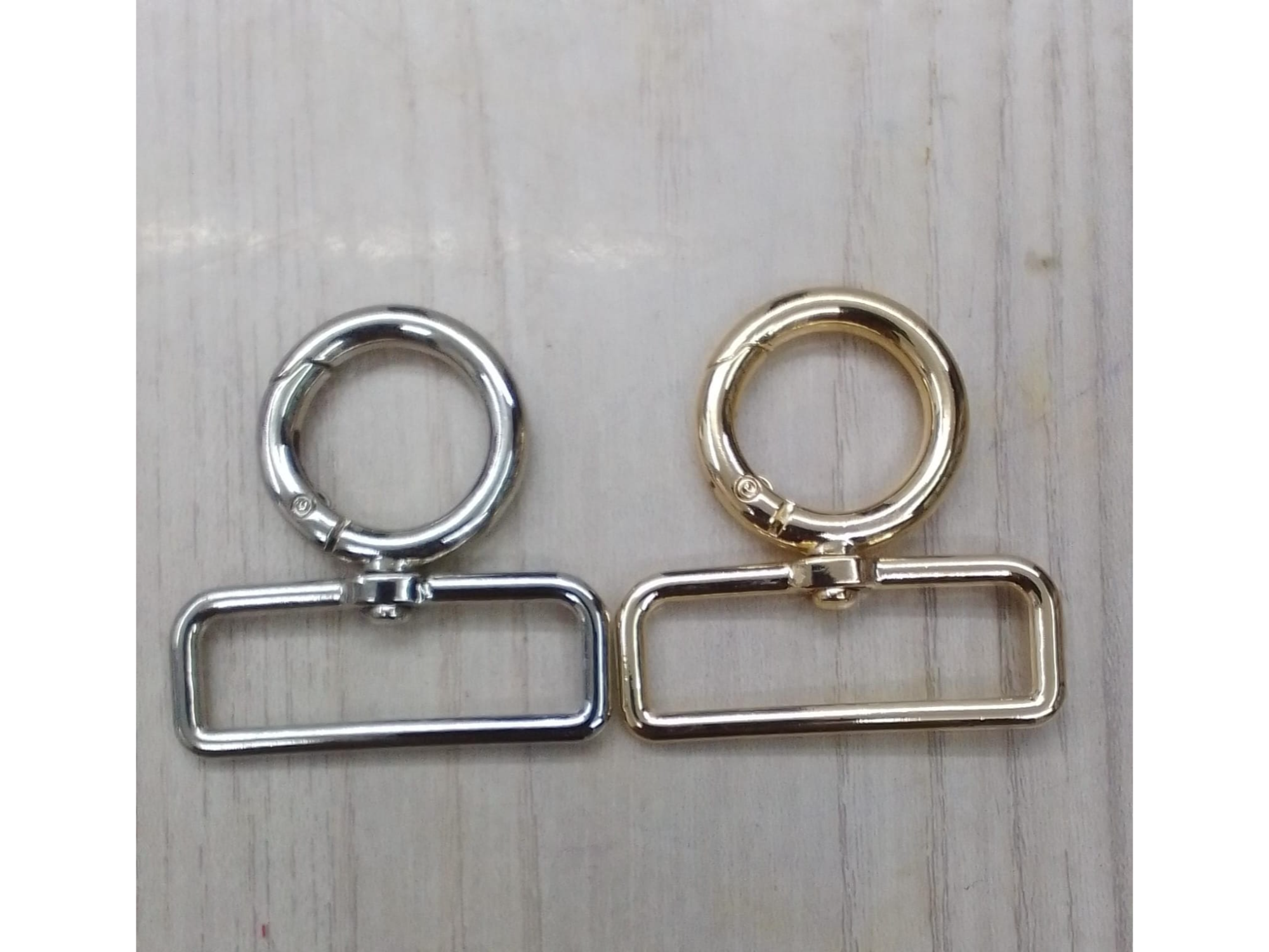 #25 Argolla mosqueton 4cm